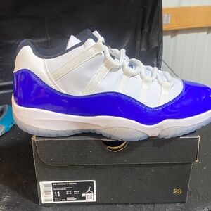 Jordan 11 retro lows blue